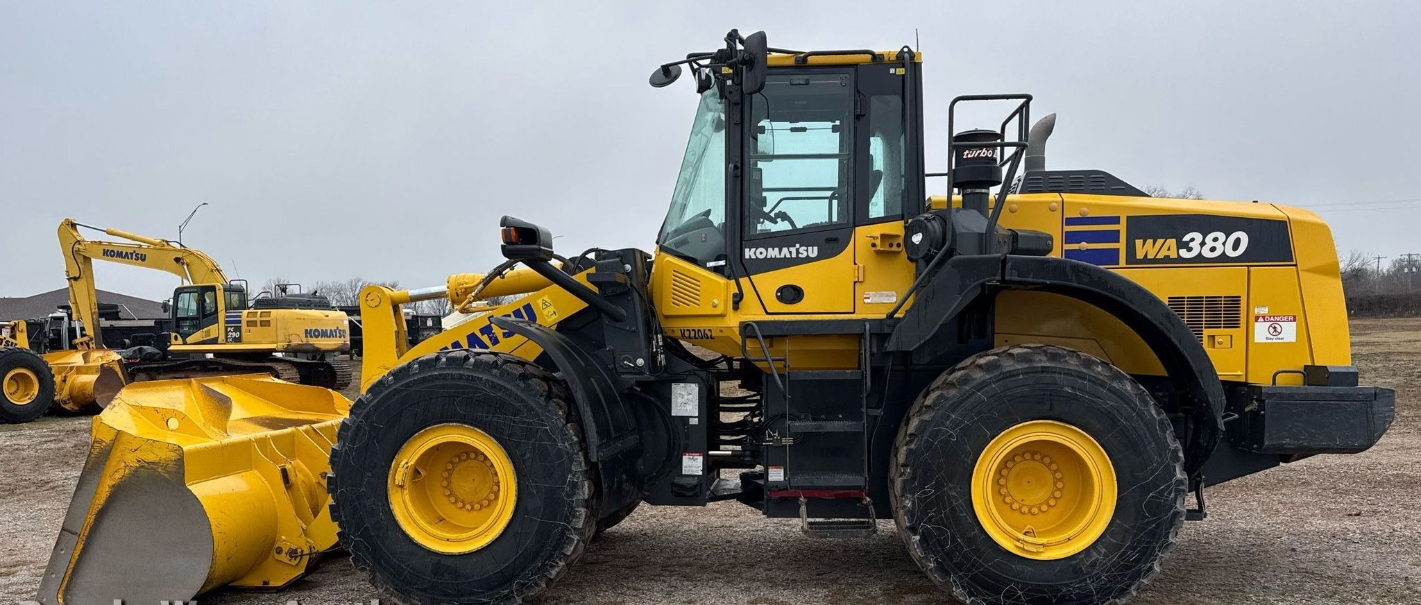 2022 Komatsu WA380-8 thumbnail 8