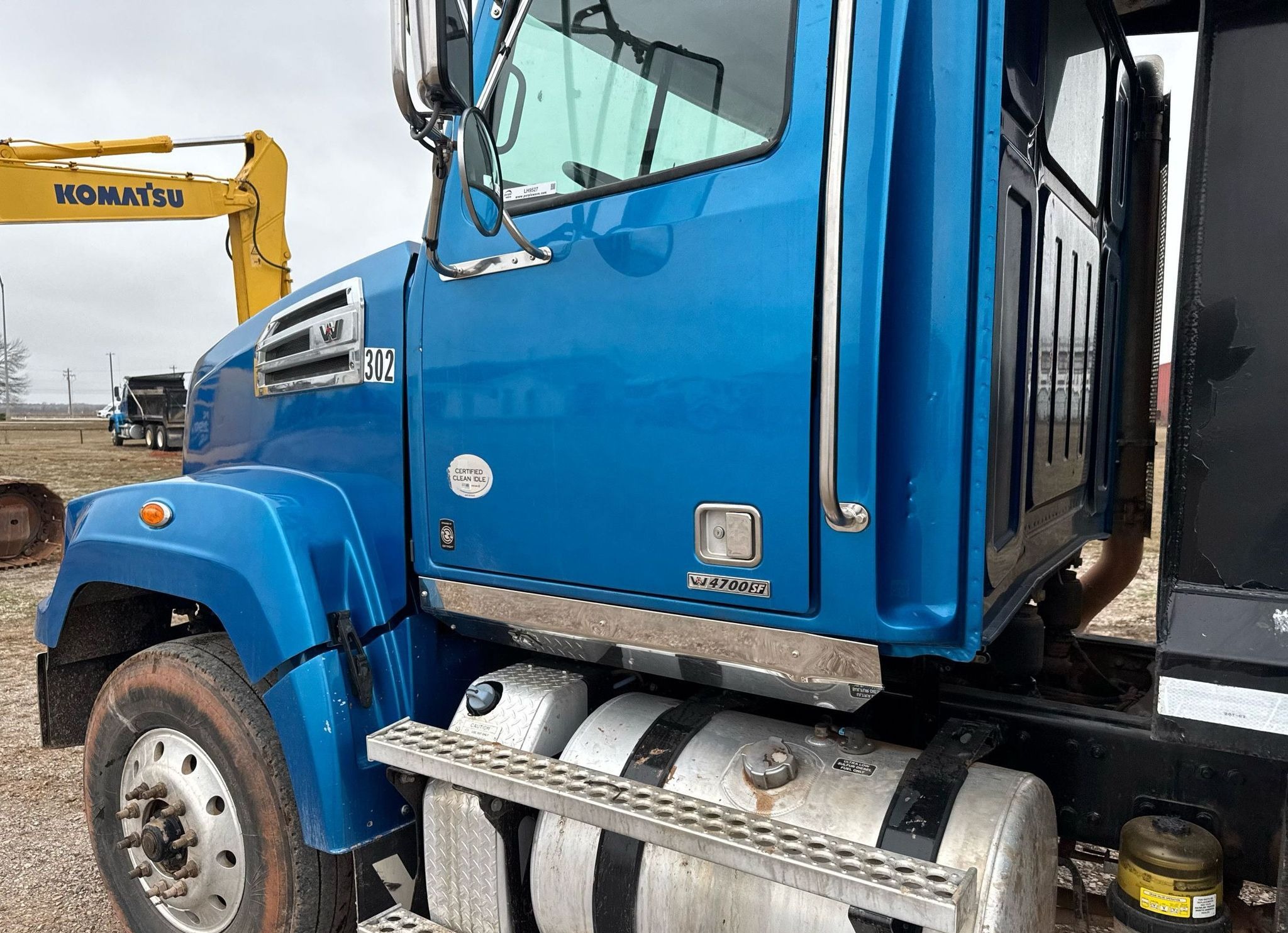 2018 Western Star 4700SF Dump Truck thumbnail 8