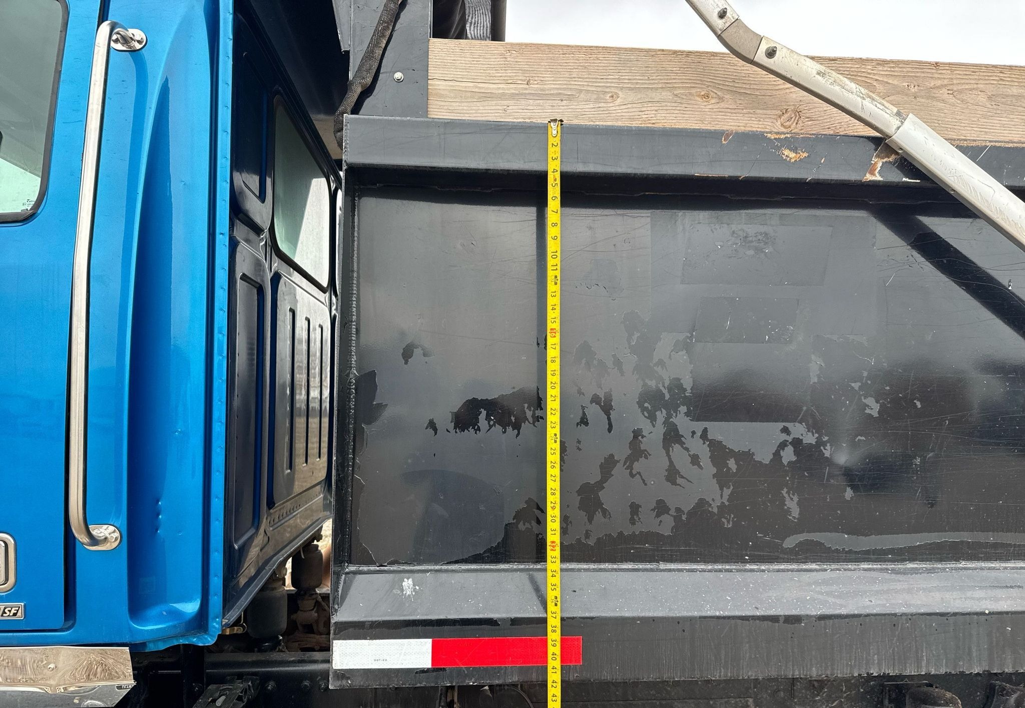 2018 Western Star 4700SF Dump Truck thumbnail 19