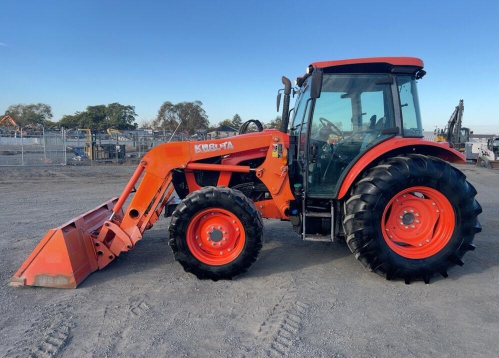 2016 Kubota M5-111HDC24 thumbnail 4