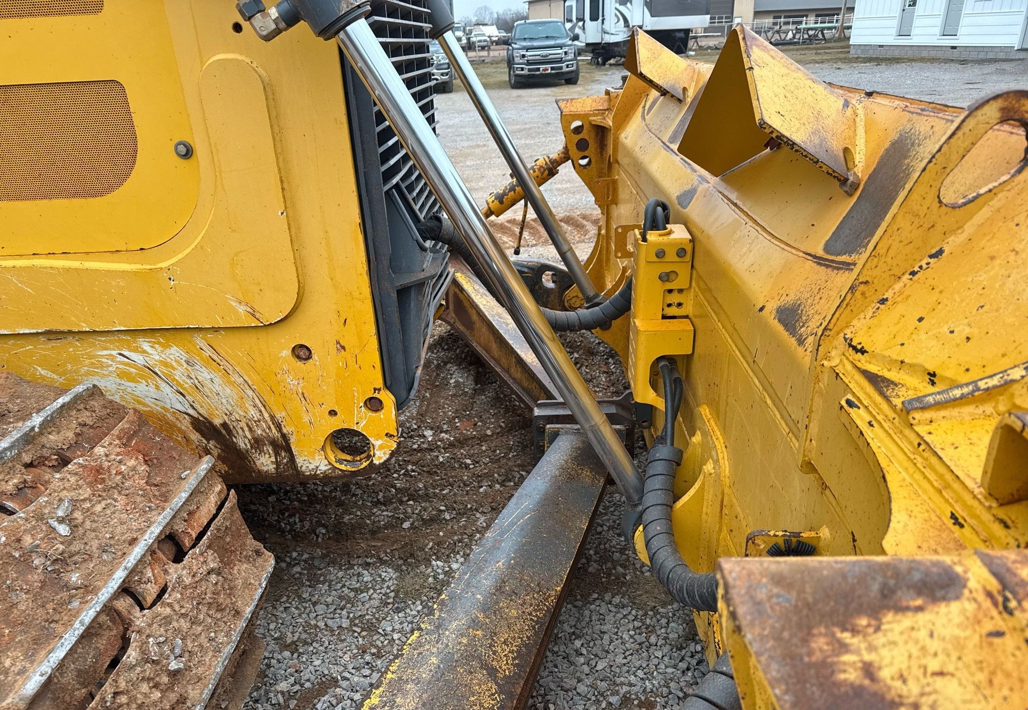 2015 John Deere 850K Crawler Dozer thumbnail 15