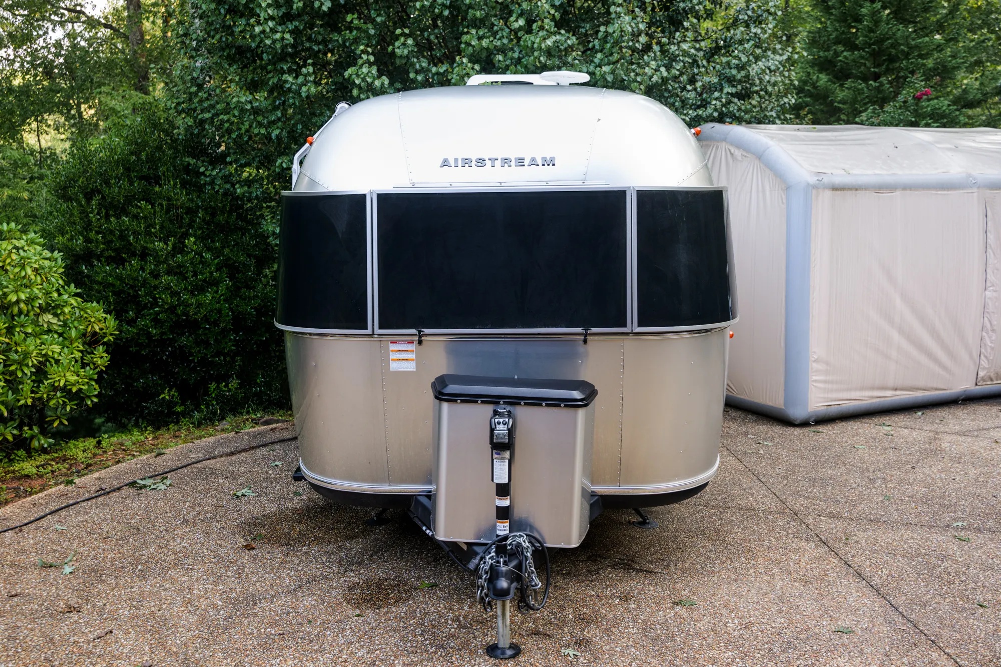 2024 Airstream Bambi 19CB thumbnail 6