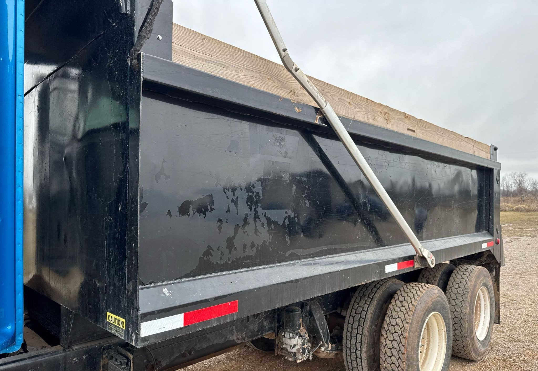 2018 Western Star 4700SF Dump Truck thumbnail 13