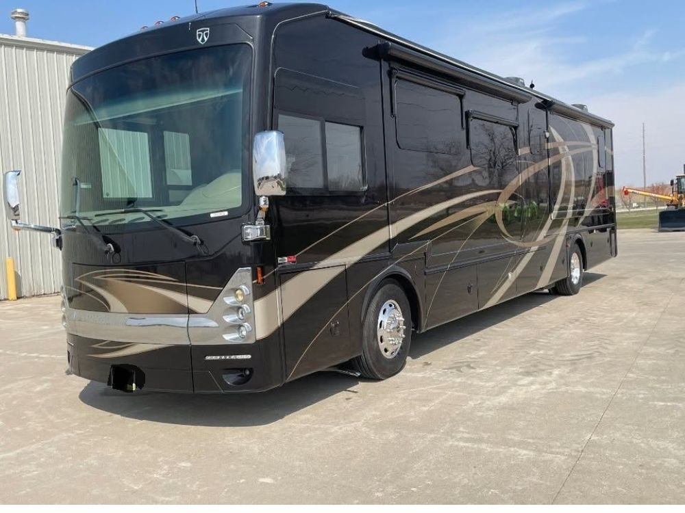 2015 Thor Motor Coach Tuscany 40DX thumbnail 8